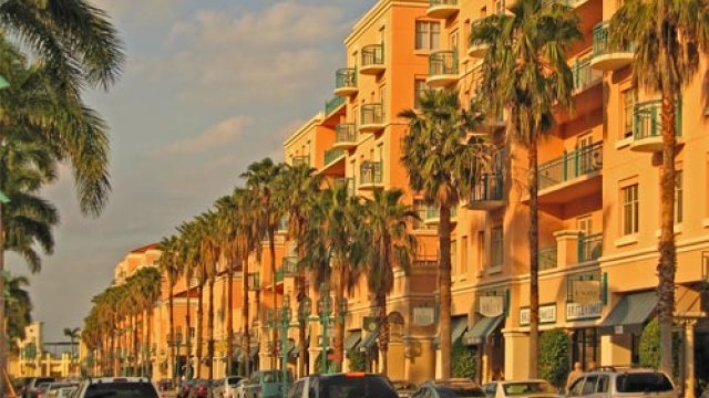 Mizner Park Store Fronts