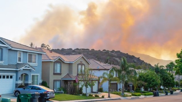 Wildfire smoke impacting a house