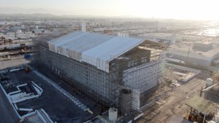 Construction of the Full Enclosure Unit around the outside of the Segment 3 building.